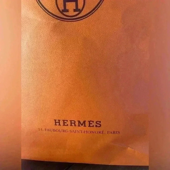 Hermes Reusable Paper Shopping Bag Orange see pictures for dimensions. Used - Picture 6 of 9